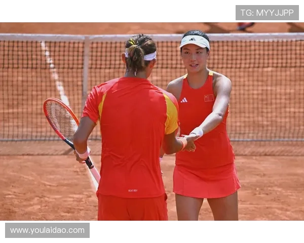 新赛季网球巡回赛群星对决年轻力量崛起掀激烈竞争热点连番引关注