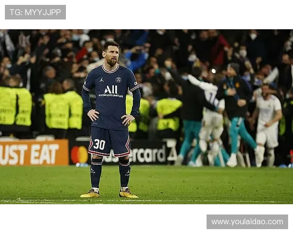 欧洲豪门激战正酣年轻新星闪耀足坛引发转会风云焦点热议赛场动态