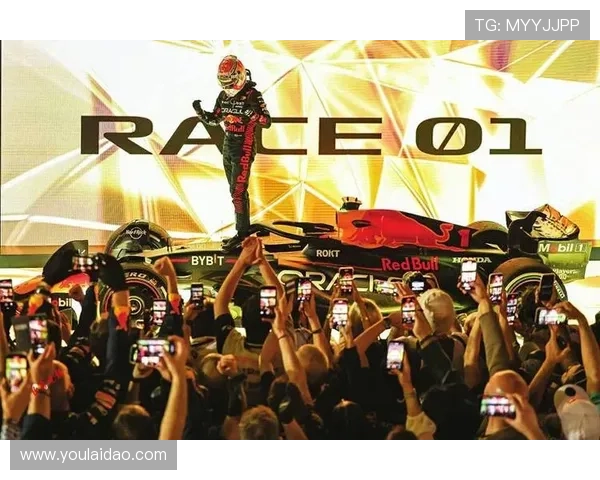 维斯塔潘强势夺冠新赛季车队格局生变F1竞争进入白热化阶段