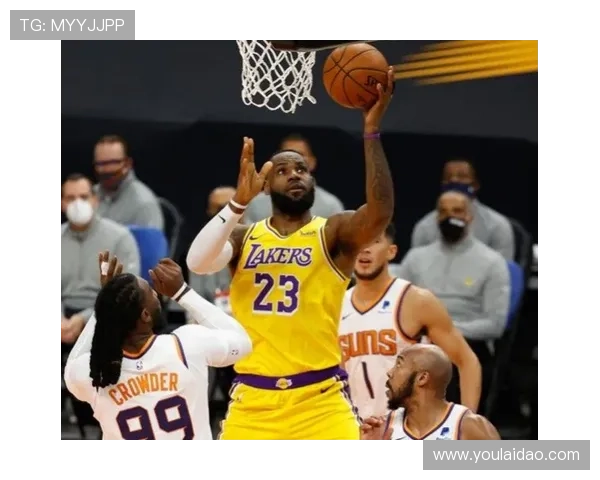 詹姆斯再创历史新纪录 助湖人逆转勇士迎来关键胜利