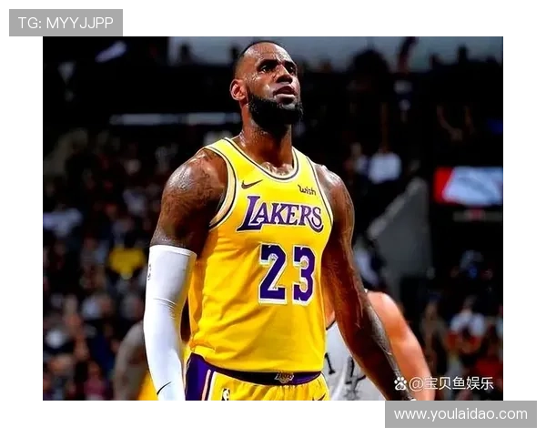 詹姆斯领衔湖人逆转胜勇士 史诗级表现点燃季后赛激情